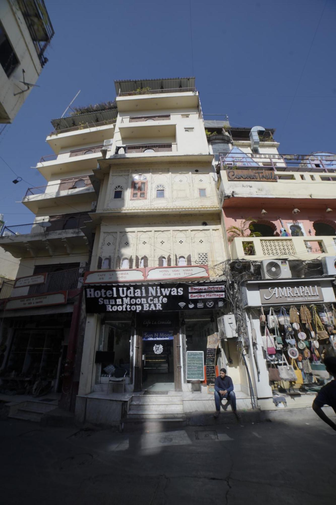 Hotel Udai Niwas By The Lake Udaipur Exterior photo