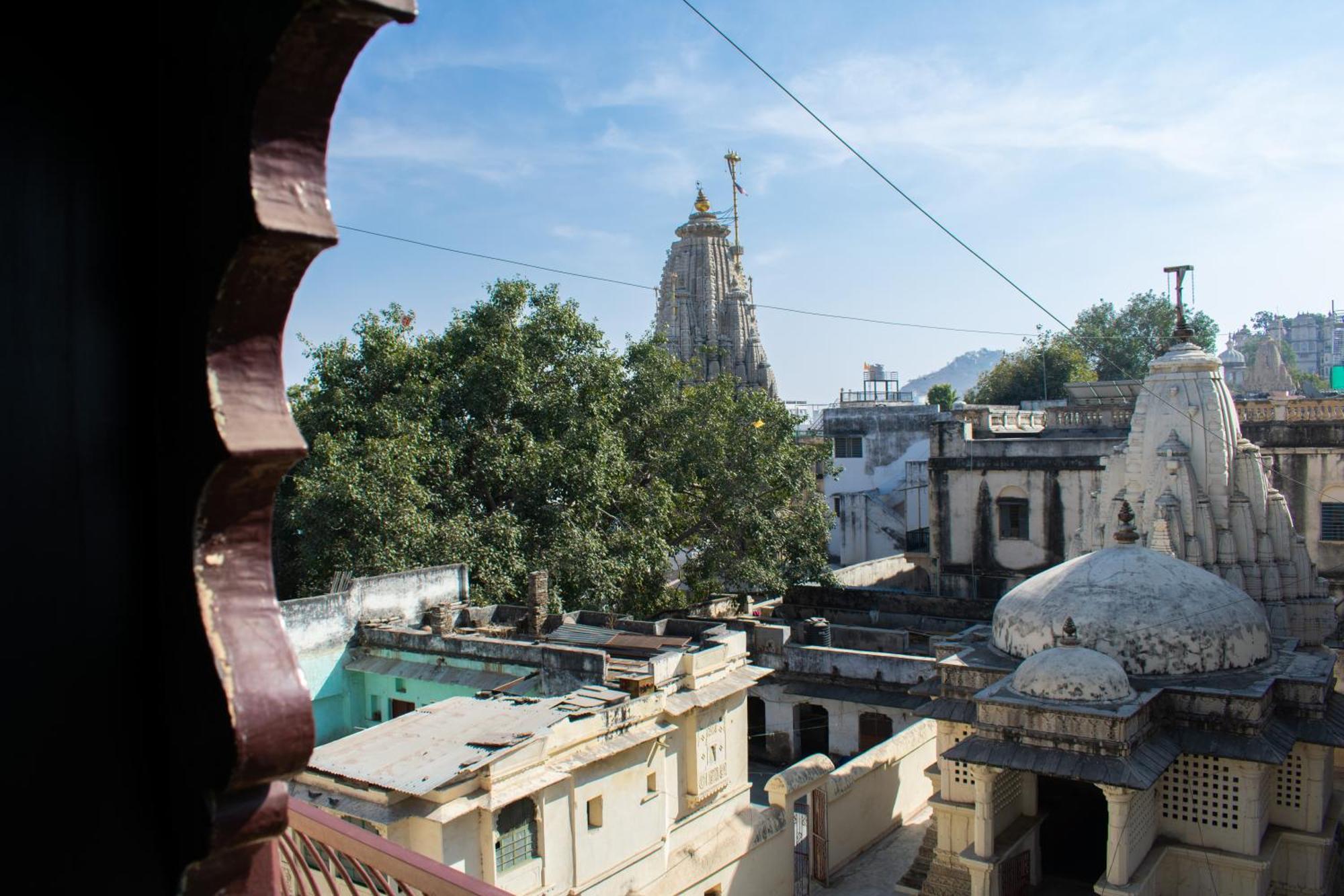 Hotel Udai Niwas By The Lake Udaipur Exterior photo